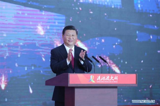 Xi Jinping annonce l'ouverture du pont Hong Kong-Zhuhai-Macao