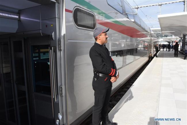 Le Maroc inaugure le premier train à grande vitesse d'Afrique