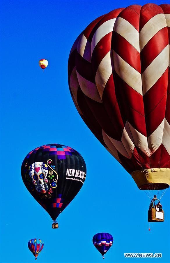 Etats-Unis : Rallye de montgolfières de la Saint-Patrick au Nouveau Mexique