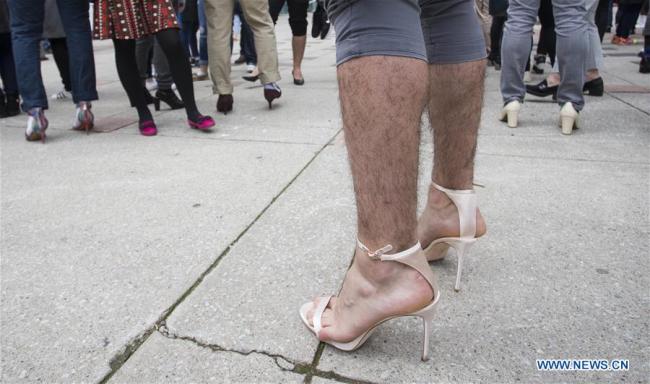  Canada : Walk a Mile in Her Shoes à Toronto 