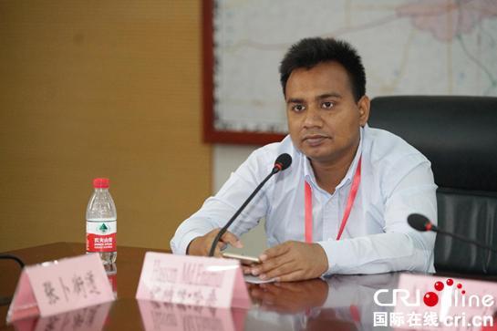 Enamul Hassan, journaliste bangladais du Daily Sun