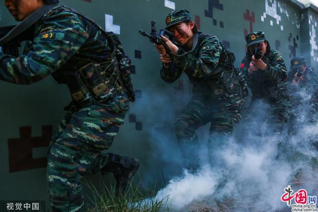 Photos : la puissance des femmes militaires chinoises