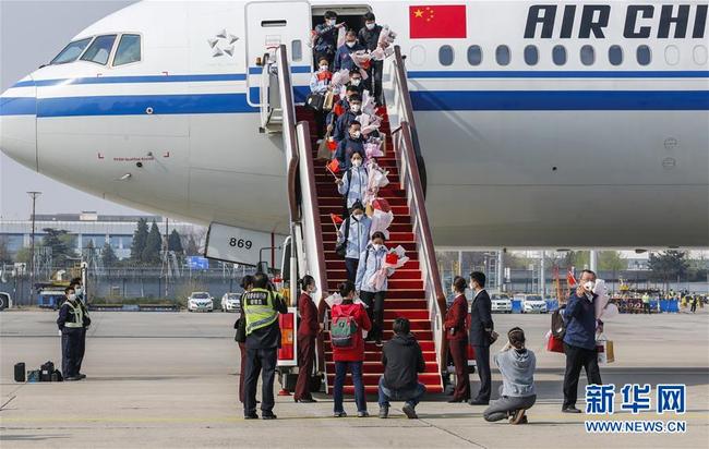 Beijing : retour de 557 membres de la Troupe nationale des travailleurs de la santé