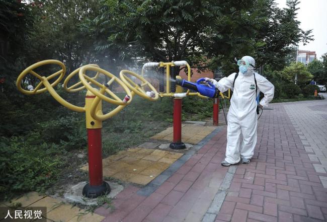 Les opérations de désinfection se poursuivent à Beijing