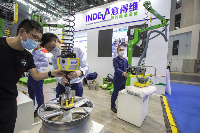 Ouverture d'une exposition de machines-outils à Shanghai