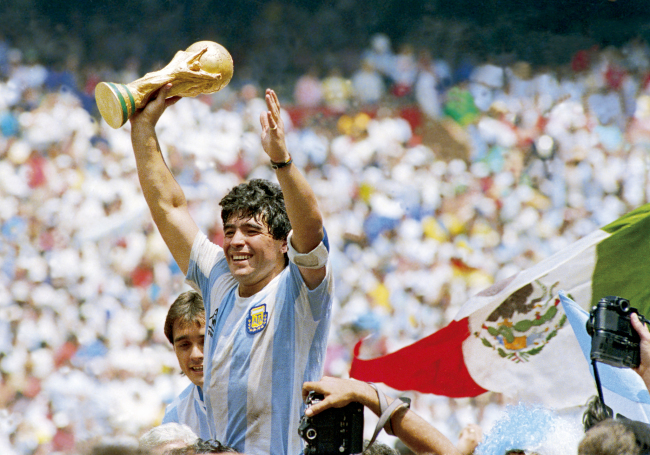 Diego Maradona, légende du football argentin, est décédé
