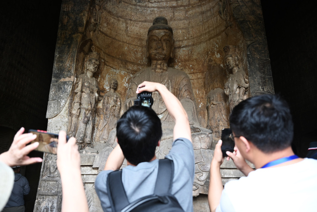 Un « Trésor national » vieux de 1 500 ans : le temple de la grotte de Gongyi impressionne les touristes