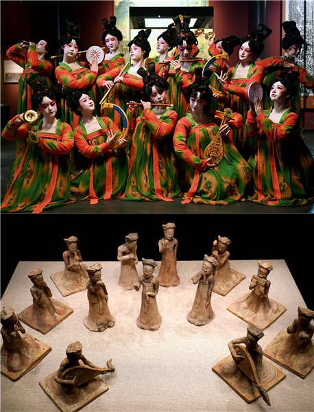 Ηθοποιοί από το Θίασο Τραγουδιών και Χορού Τζενγκτζόου μαγνητοσκοπούν μια παράσταση για το Φεστιβάλ φαναριών στο Μουσείο Χενάν στην επαρχία Henan, 20 Φεβρουαρίου 2021. (Κάτω) Έκθεση στην κεντρική αίθουσα του Μουσείου Χενάν, 24 Σεπτεμβρίου 2020. [Φωτογραφία / Xinhua]