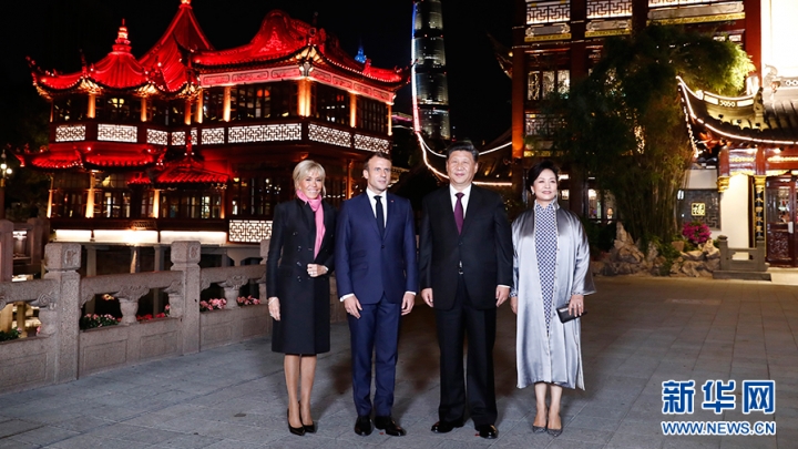 Xi Jinping e sua esposa reúnem-se com casal Macron