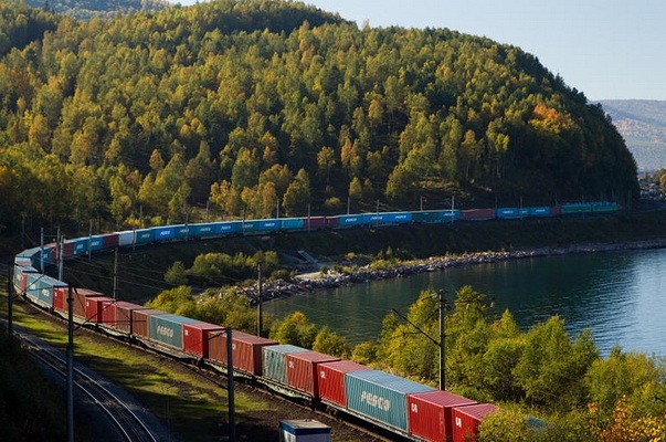 ОТЛК запустила первый длинносоставный контейнерный поезд в сообщении Китай-Европа