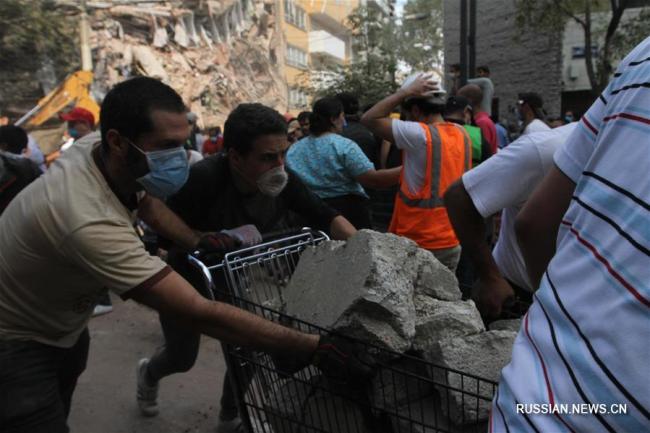Как минимум 139 человек погибли в результате землетрясения в центральной части Мексики