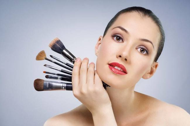 Как правильно сделать повседневный макияж