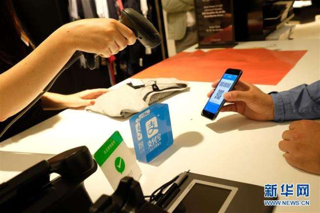 Результаты опроса: в 2018 г. ежемесячный объем мобильного платежа на душу населения Китая составляет 2 тыс 600 юаней