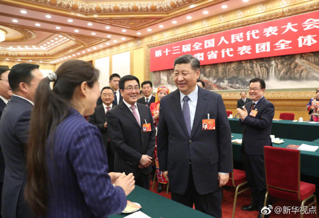  Си Цзиньпин принял участие в панельной дискуссии с депутатами ВСНП от провинции Ганьсу 
