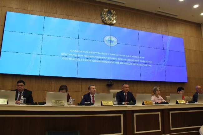 ЦИК Казахстана: по предварительным итогам в президентских выборах безоговорочно лидирует Касым-Жомарт Токаев