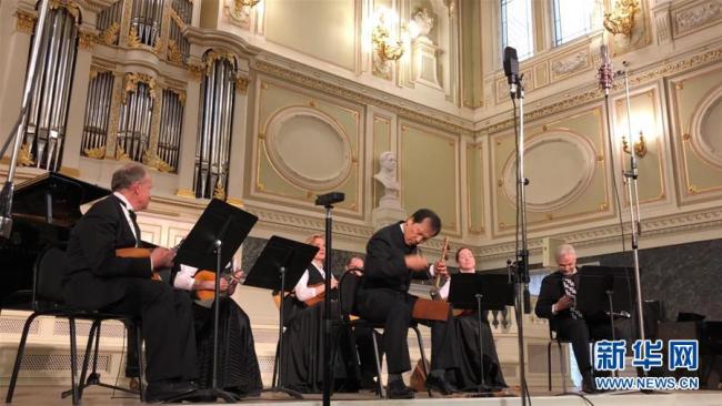 В Санкт-Петербурге прошел концерт, посвященный 70-летию китайско-российских дипотношений