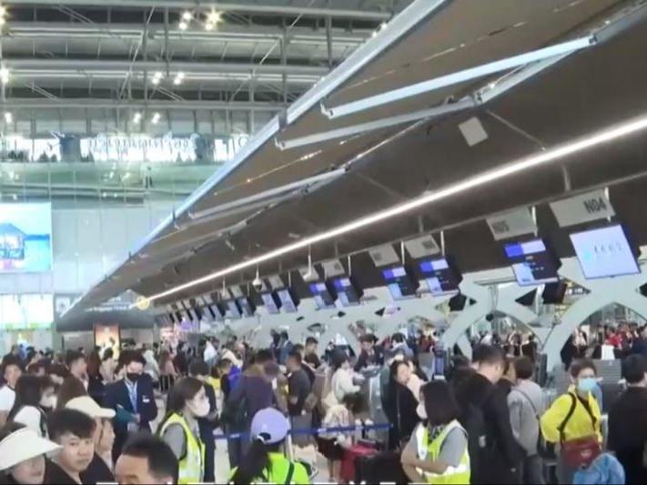 タイの空港に中国人観光客が殺到 タイへの航空便は202.6%急増