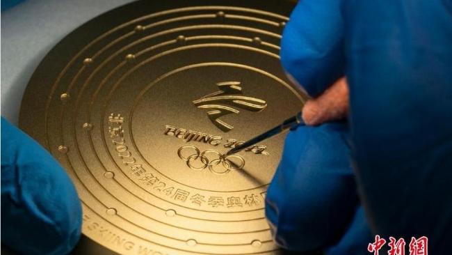 مدال‌های المپیک زمستانی پکن از نمای نزدیکا
