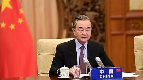 تاکید وزیر خارجه چین بر چندجانبه‌گرایی در گفتگوی تلفنی با همتایان 3 کشور آمریکای لاتینا