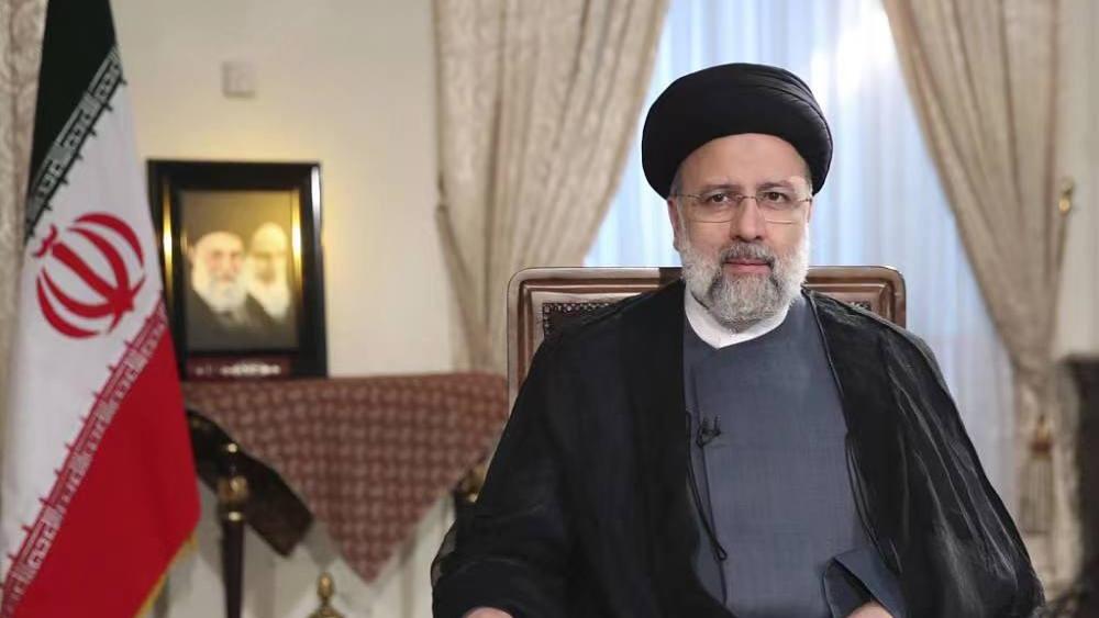 رئیسی: آمریکا باید هر چه سریعتر تحریم‌ها علیه ایران را لغو کندا