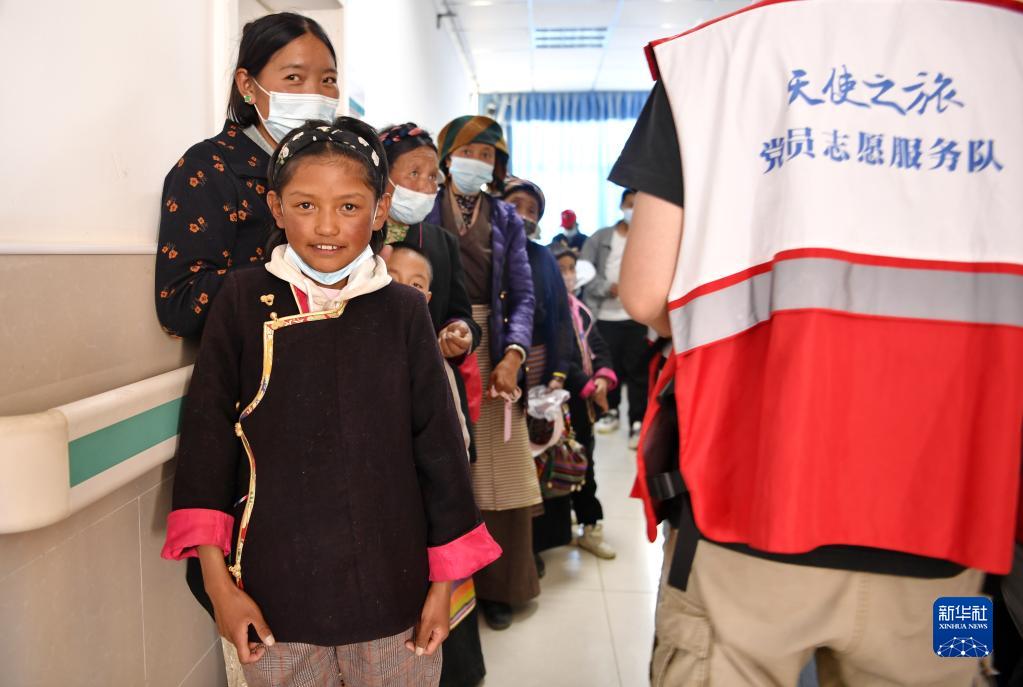 जन्मजात मुटु रोग लागेका तिब्बती बालबालिकाको निःशूल्क उपचार