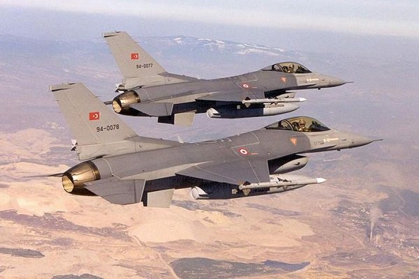 حمله جنگنده های ترکیه به سوریها