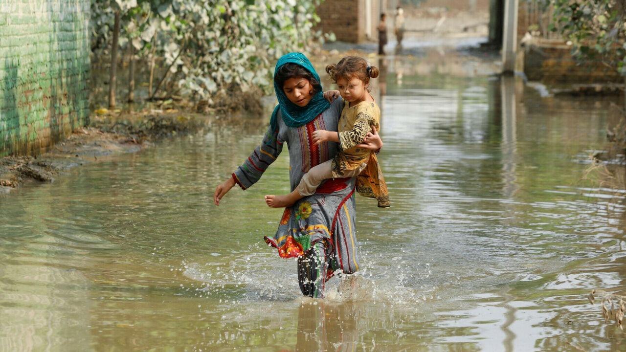 یونیسف: سیلاب‌های مرگبار ۴ میلیون کودک پاکستانی را تهدید می‌کندا