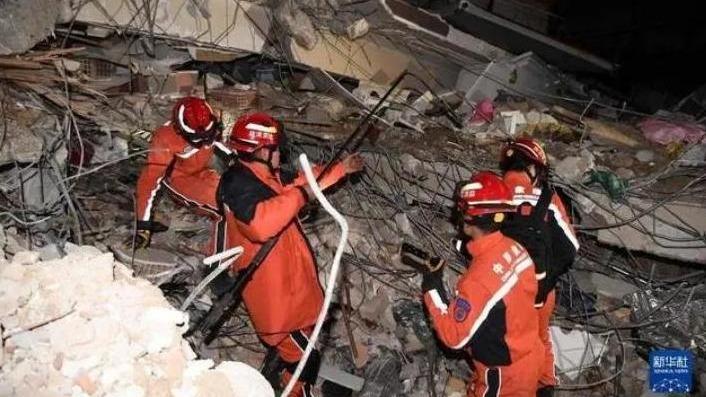 امدادرسانان چینی وارد مناطق زلزله زده ترکیه شدندا