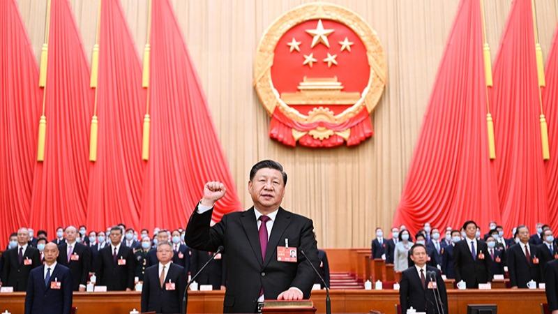Xi Jinping, nangako ng katapatan sa Konstitusyon