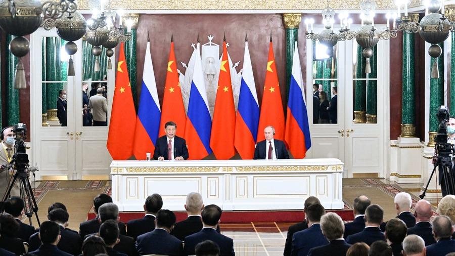 Хятад, Оросын төрийн тэргүүн нар сэтгүүлчидтэй уулзав
