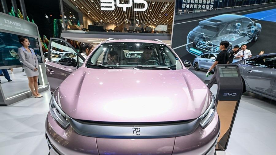 جهش 21.2 درصدی فروش خودروهای سواری چینی در 8 ماه نخست 2023ا
