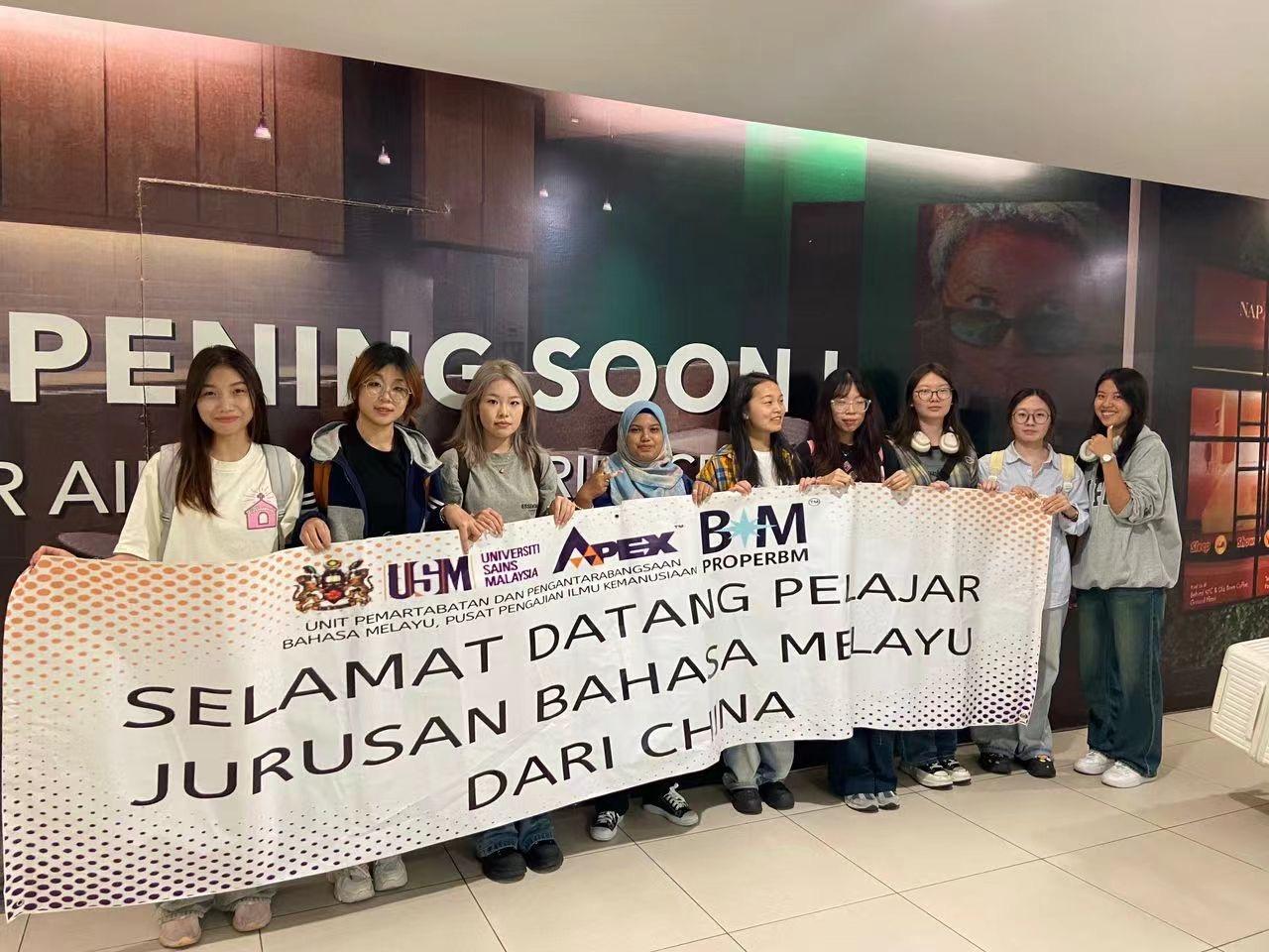 Mahasiswa China  Dekati Bahasa Dan Budaya Melayu di Penang