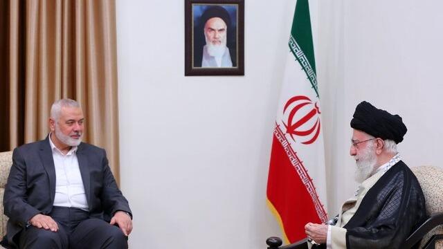 دیدار رهبر ایران با رئیس دفتر سیاسی حماسا