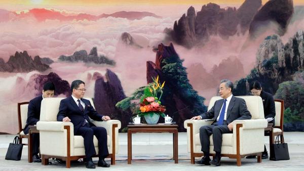 دیدار وزیر خارجه چین با معاون وزیر امور خارجه کره شمالیا