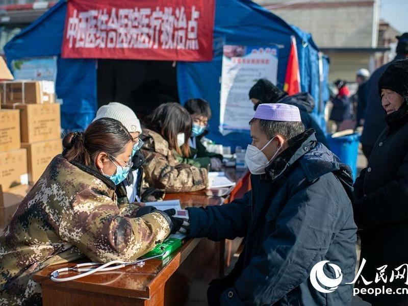 Gempa Gansu: Momen Mengharukan di Pusat Penempatan Sementara