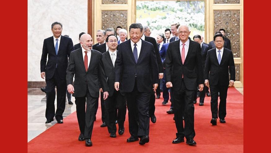 تاکید رهبر چین بر لزوم افزایش اعتماد متقابل بین چین و آمریکا برای مقابله با مختل شدن روابط دو کشور