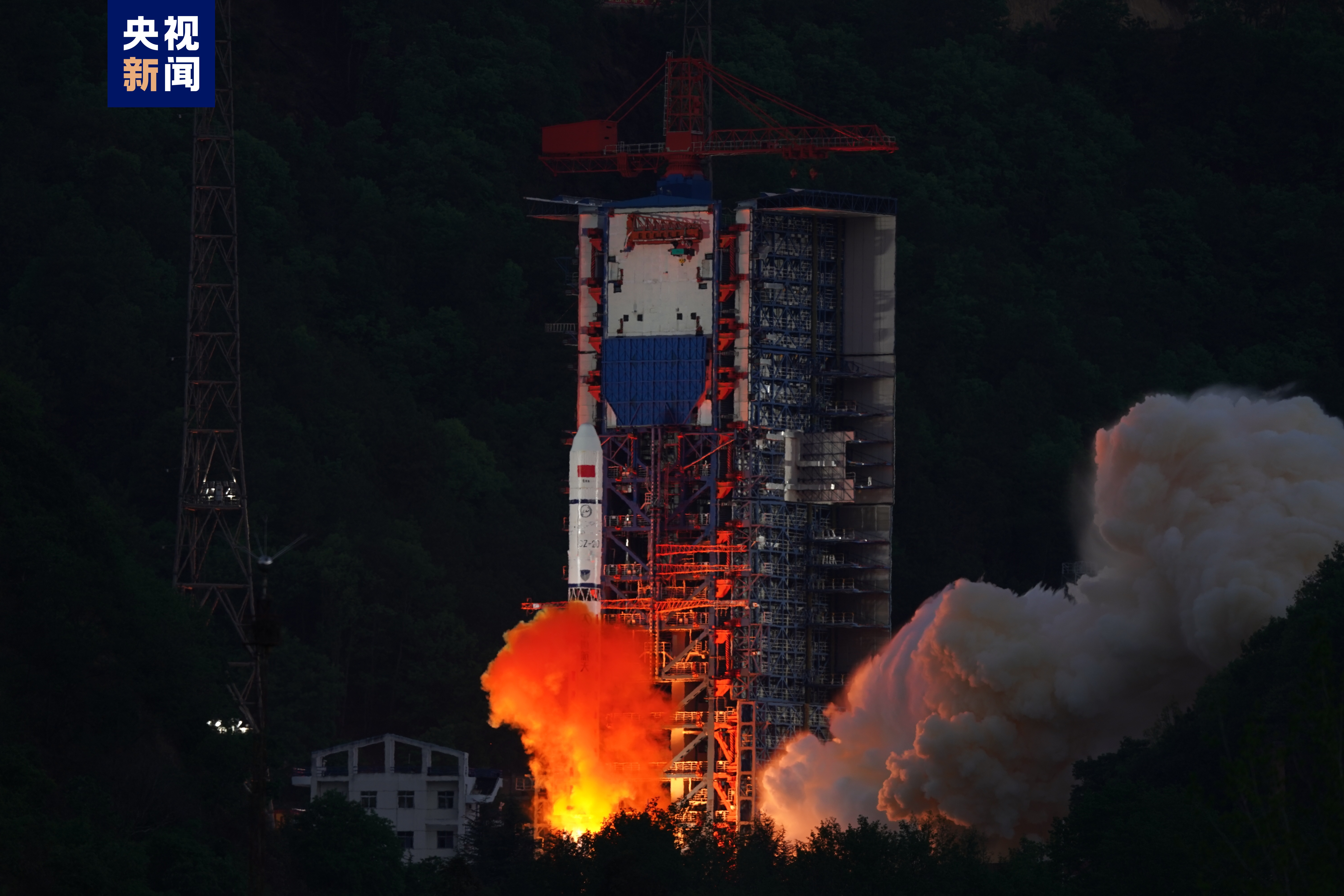 चीनद्वारा लामो दूरी ४२ नम्बर ०१ उपग्रहको सफल प्रक्षेपण