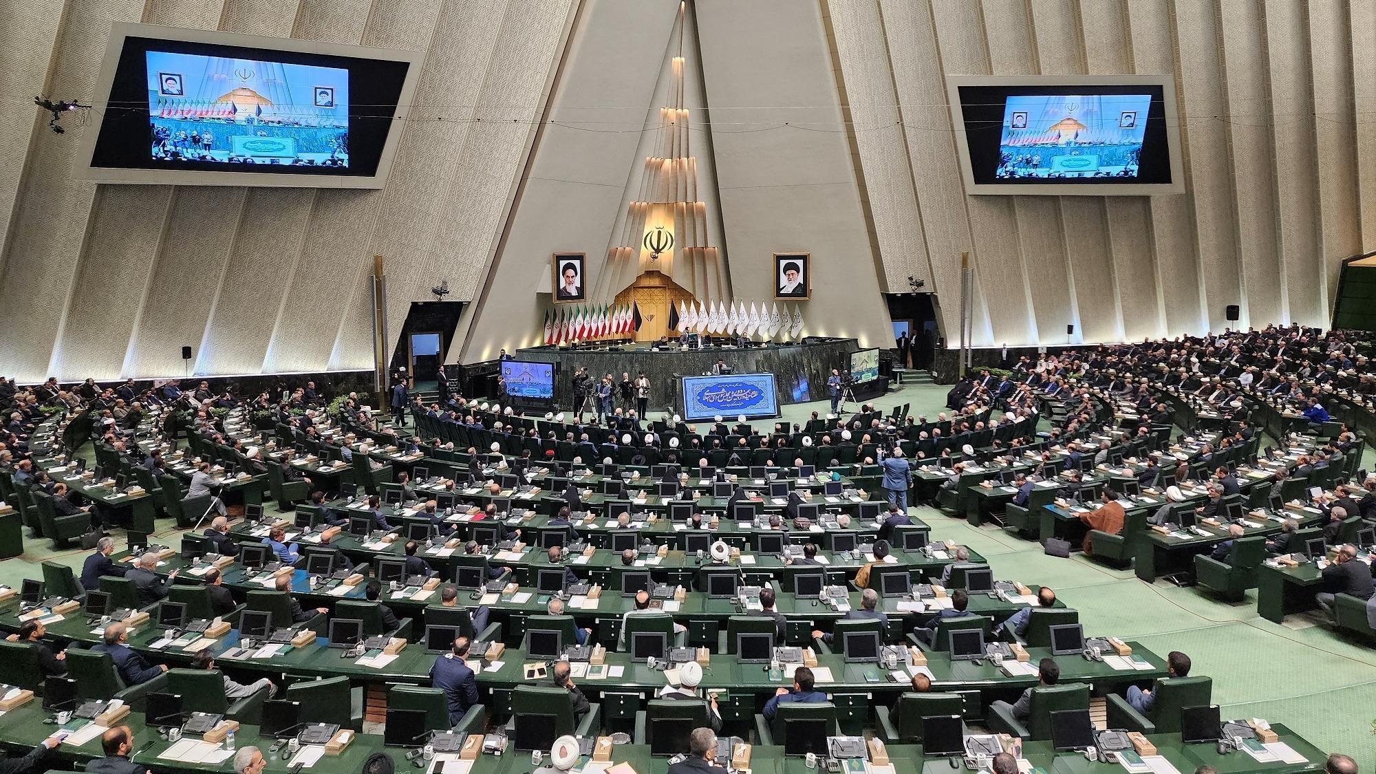 مجلس دوازدهم ایران آغاز به کار کردا