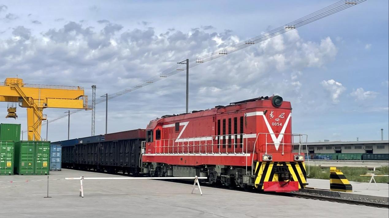 قطارهای باری چین-اروپا، «هورگوس» را به یک «کانال طلایی» تبدیل کرده استا