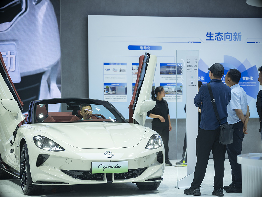 درخشش خودروهای برقی در «نمایشگاه خودروهای سبز و هوشمند شانگهای»ا