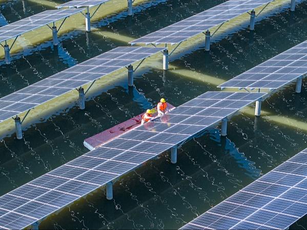Projek Fotovoltaik Bersandarkan Premis Perikanan di Nantong