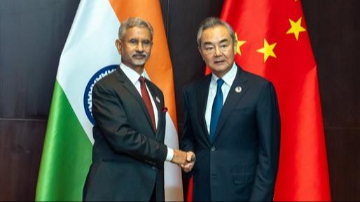 وزیر امور خارجه  چین‌: چین و هند باید اختلافات را به درستی مدیریت کنندا