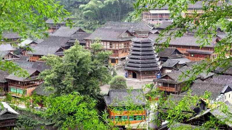 Kampung Dali yang Dihuni Etnik Dong di Tengah-tengah Hutan