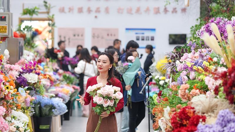 Pusat Perniagaan Bunga Beijing Manfaatkan Teknologi Baharu, Mudahkan Pengguna