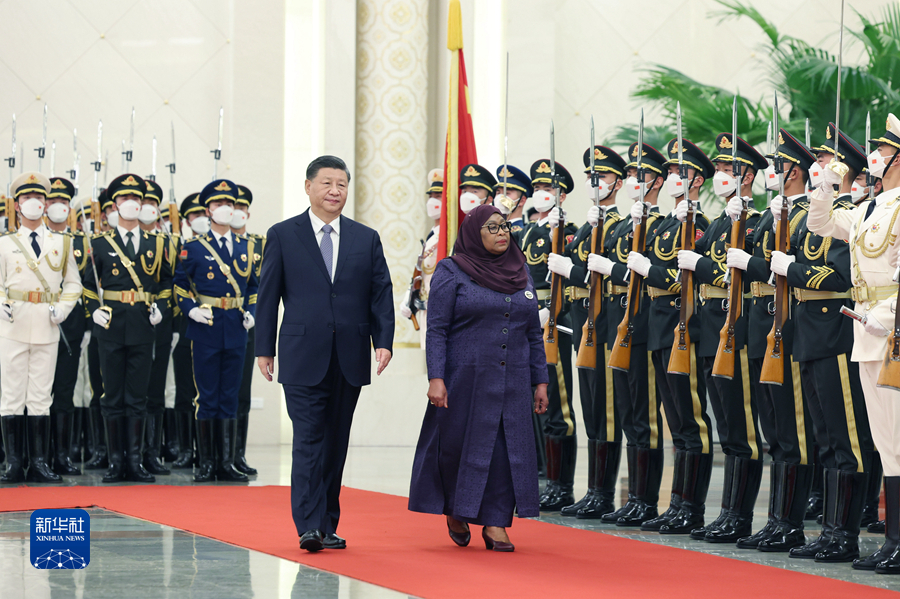  Presidenti kinez Xi Jinping pret homologen nga Tanzania(Foto:Xinhua)