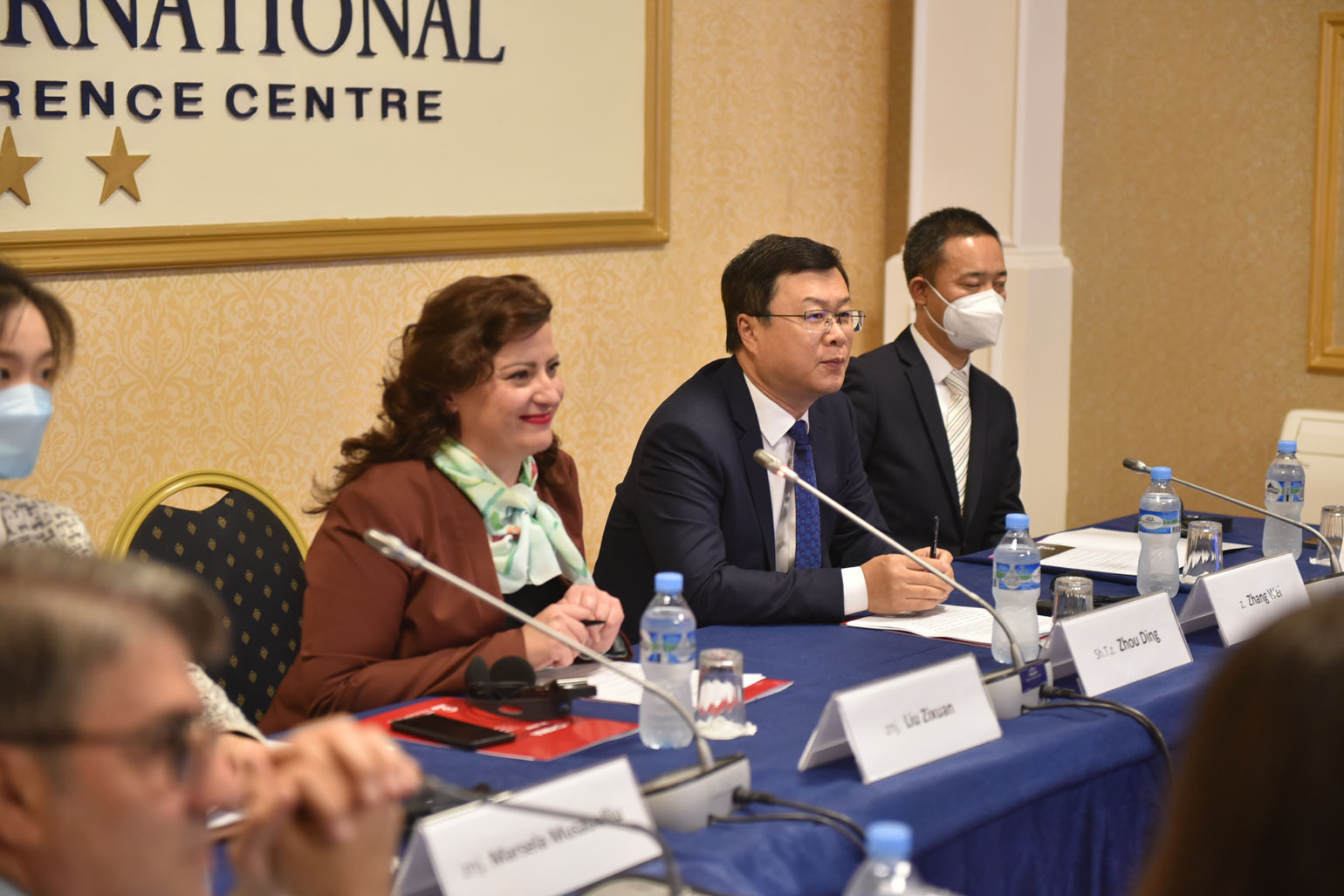 Ambasadori Zhou Ding në seminar