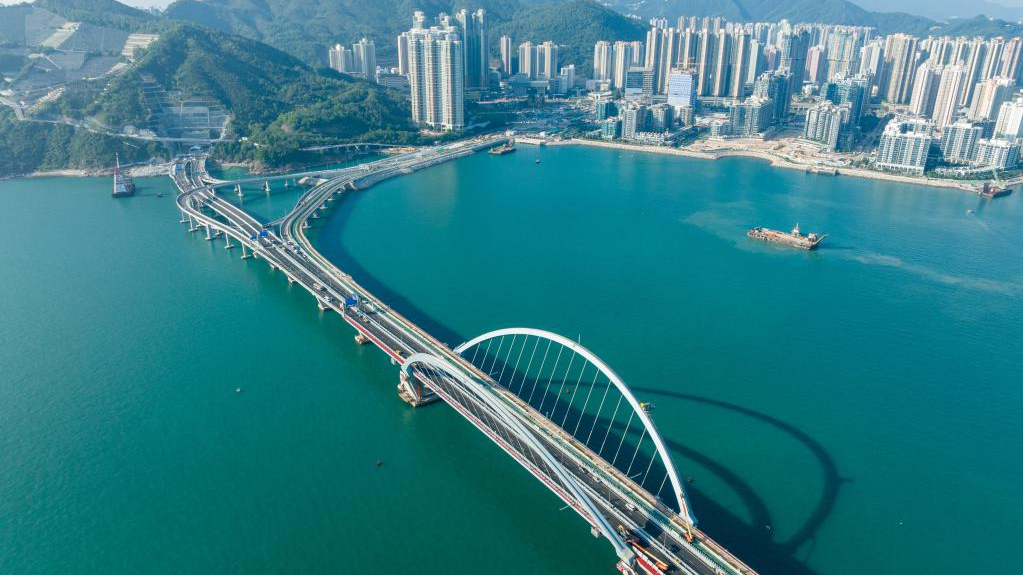 Foto: Një foto nga ajri që tregon Urën ndërmjet Gjirit “Tseung Kwan O” në Hong-Kong të Kinës Jugore, 8 dhjetor 2022. /Xinhua