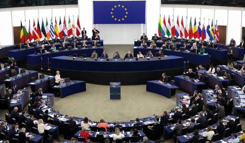 Parlamenti Europian (Foto Atsh)