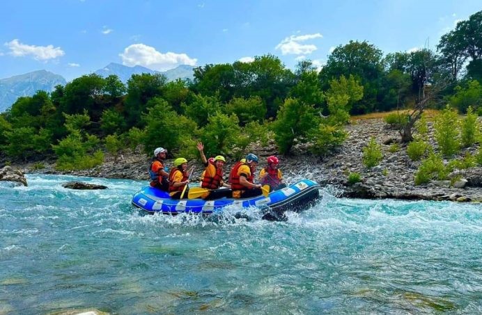 Rafting ne Vjose (Foto Atsh)