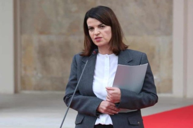 Ministrja Kociu (Foto Rtsh)